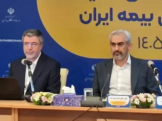 در مجمع عمومی سالیانه بزرگترین شرکت بیمه کشور صورت گرفت؛ تقدیر وزیر اقتصاد از عملکرد درخشان بیمه ایر...