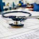 دکتر عین اللهی خبر داد: تصمیم جدید وزارت بهداشت برای افزایش دسترسی مناطق محروم به پزشک