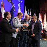 نشان عقاب طلایی مدیریت خلاق به مدیرعامل بانک سینا اعطا شد