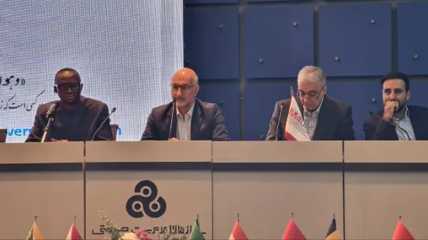 از سوی موثقی نیا در پنل معدن و صنایع معدنی دومین اجلاس بین المللی ایران و آفریقا مطرح شد؛ ارائه حوزه های چهارگانه همکاری های معدنی ایران و آفریقا
