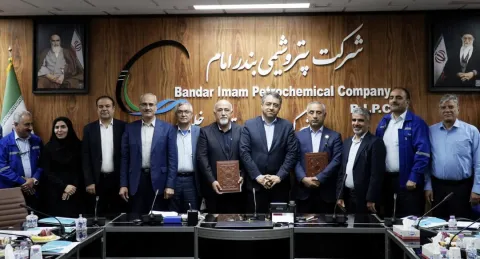انعقاد قرارداد پیش‌فروش محصول بین پالایش گاز هویزه خلیج‌فارس و پتروشیمی بندرامام