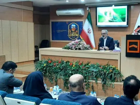 مدیرعامل بانک مسکن در نشست روسای شعب استان گیلان تصریح کرد؛  ارایه مدل بانکداری پویا ،مشتری محور و آینده نگر برای ایجاد مزیت رقابتی/ استفاده از ظرفیت های استان در مسیر تحقق اهداف بانک