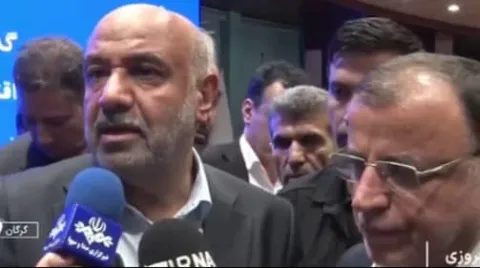 وزیر کار خبر داد: حذف واسطه‌ها و ایجاد سامانه فروش مستقیم در صنعت پوشاک