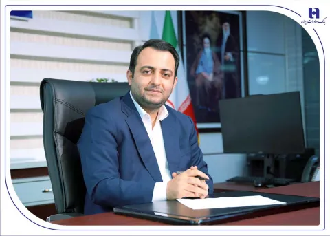 محسن سیفی در پیام آغاز ۷۴‌مین سال فعالیت این بانک عنوان کرد: بانک صادرات ایران امروز در یکی از درخشا...