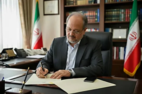 محمد شریعتمداری: پدافند غیرعامل در گروه صنایع پتروشیمی خلیج‌فارس، فرهنگی راهبردی برای پایداری تولید و تاب‌آوری صنعتی است