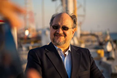 محمد شریعتمداری خبر داد؛ اعلام آمادگی بیش از ۲۸۷ شرکت دانش‌بنیان برای حضور در پتروفن ۱۴۰۴/ پتروفن بازوی نوآوری صنعت پتروشیمی می‌شود