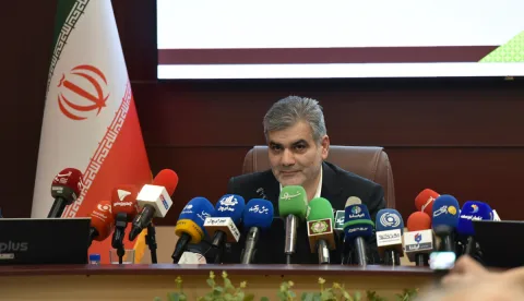 در نشست خبری مدیرعامل بانک تبیین شد؛ عملکرد بانک مهر ایران در ۱۸ سال فعالیت؛ ۶۰۰ همت منابع، ۲۲ میلیون مشتری، ۲۷ میلیون فقره وام