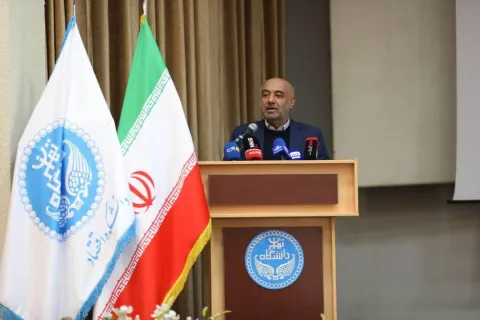 وزیر کار: تحقق عدالت مزدی با پیمان‌های جمعی شکل می‌گیرد/  تعیین حداقل مزد نیازمند نگاه سه‌جانبه‌گرایی مبتنی بر بهره‌وری است