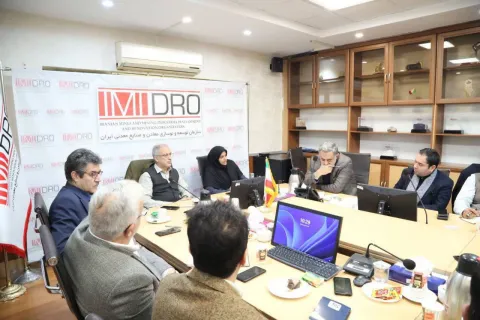قائم مقام ایمیدرو اعلام کرد؛ صندوق توسعه ملی و ایمیدرو به دنبال شکل دهی بازار انرژی های تجدیدپذیر در بخش معدن