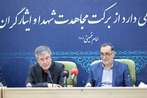 نشان ایثار بر سینه مدیرعامل بیمه ایران؛ تجلیل از دکتر جباری به عنوان نخبه ایثارگر شبکه اقتصادی کشور