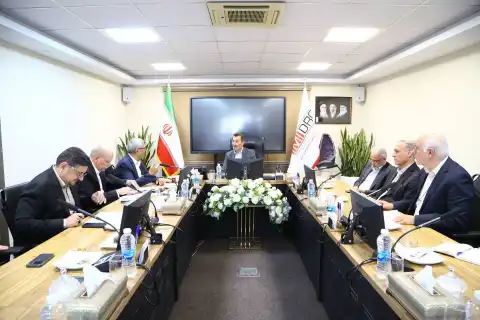رئیس هیأت عامل ایمیدرو: دغدغه‌های نوردکاران فولادی را در دولت و مجلس پیگیری می‌کنیم