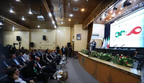 وزیر تعاون، کار و رفاه اجتماعی در مراسم افتتاح نخستین زنجیره فروشگاه‌های «کارافن»: موفقیت مشاغل خانگی در گرو همکاری دستگاه‌ها و اتصال تولیدکنندگان به بازار است