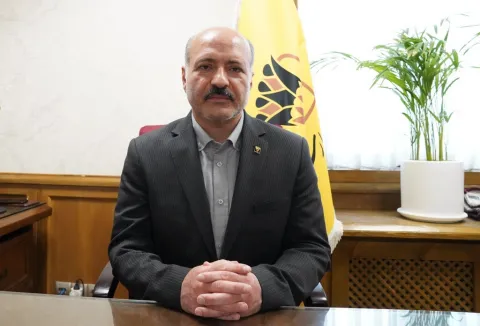 مدیر برنامه و بودجه بانک پارسیان تشریح کرد: برنامه تحولی پارسیان در سال جاری / کاهش ۶ درصدی نرخ مطالبات غیرجاری در سال ۱۴۰۴