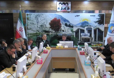 دکتر علی جباری در نشست مشترک با مدیران ارشد، رؤسای شعب و اعضای انجمن صنفی نمایندگان کرمانشاه عنوان کرد؛ سرمایه انسانی و شبکه نمایندگی، موتور محرک توسعه بازار بیمه ایران