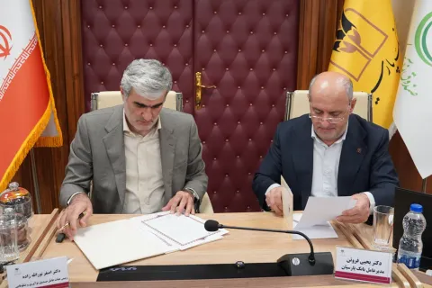 در مراسم امضای تفاهم نامه با صندوق نوآوری و شکوفایی ریاست جمهوری اعلام شد؛ اختصاص خط اعتباری 17 همتی...