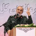 سردار سلامی: مذاکره هیچ مسئله‌ای را حل نمی‌کند