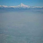 تصویری از قله دماوند؛ تهران غرق در دود و سُرب